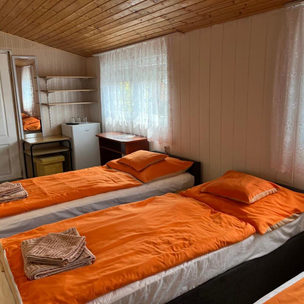 Lenzl's Panzió Szigetvár Exterior foto