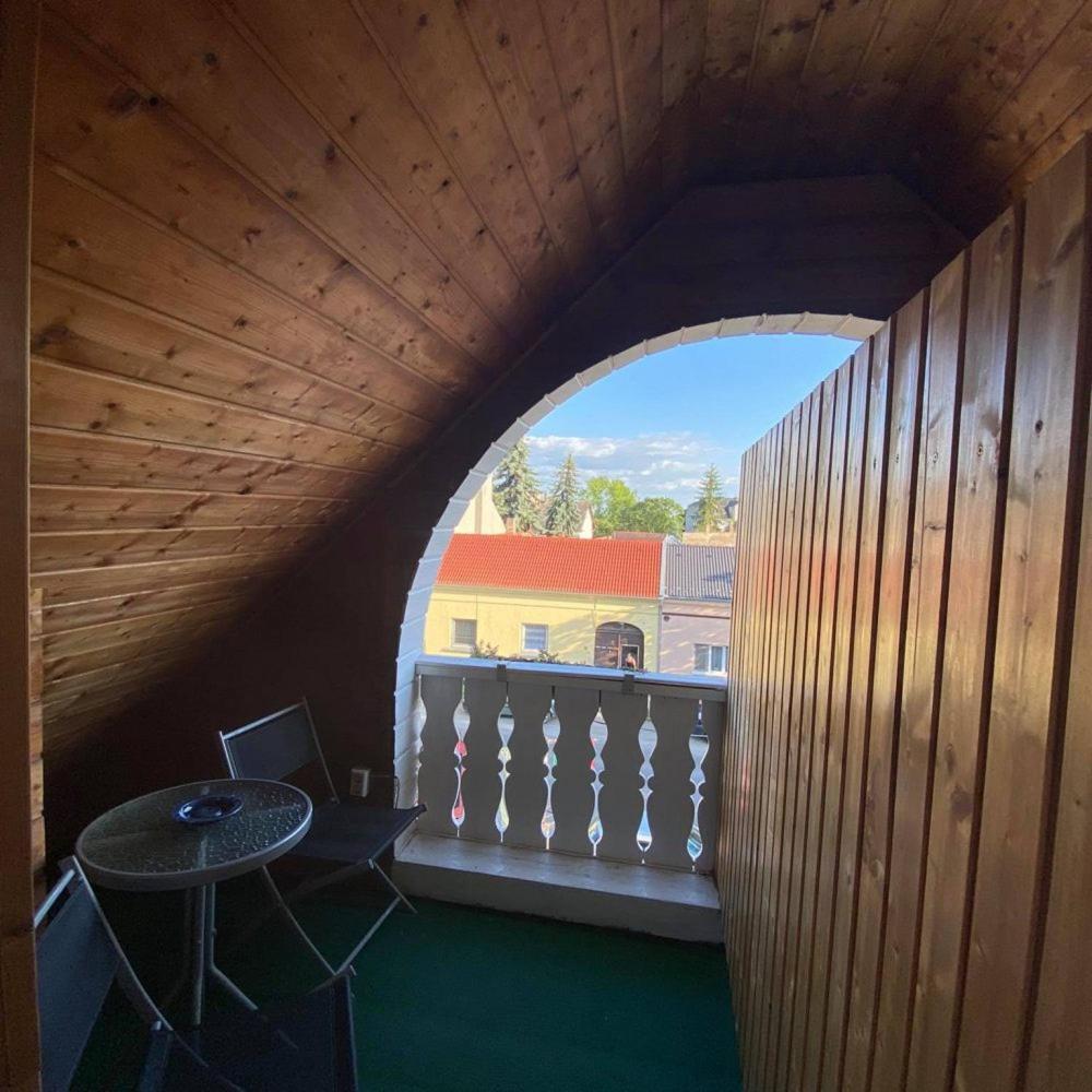 Lenzl's Panzió Szigetvár Exterior foto
